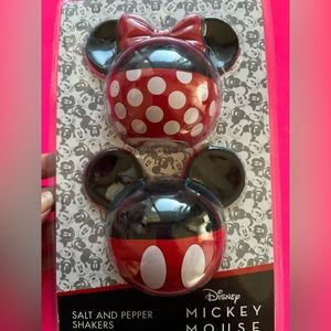 Minnie Mouse Salt and Pepper Shakers
